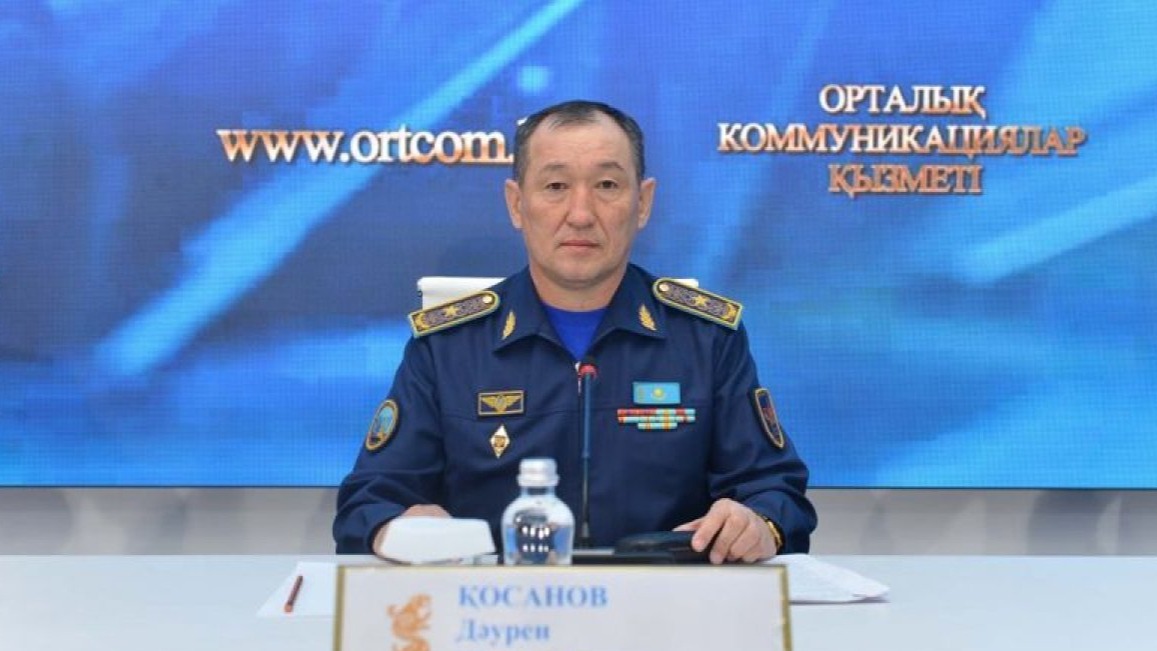 Даурен Косанов сменил Руслана Жаксылыкова на посту главы минобороны 