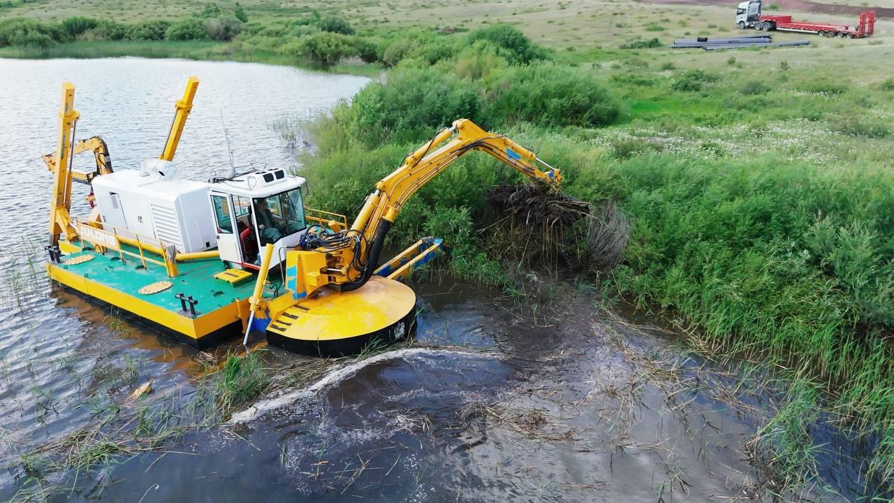 Астанинское водохранилище очищают впервые за полвека 
