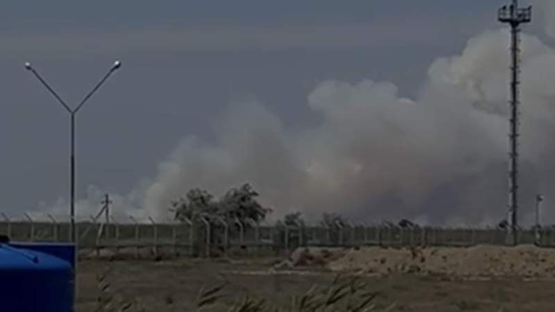 Жителей Атырау просят не выходить на улицу