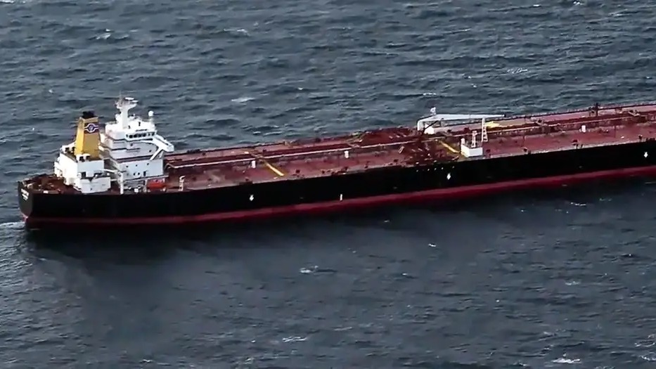 На борту танкера, который ранее загружал казахстанскую нефть, произошёл взрыв у берегов Ливии