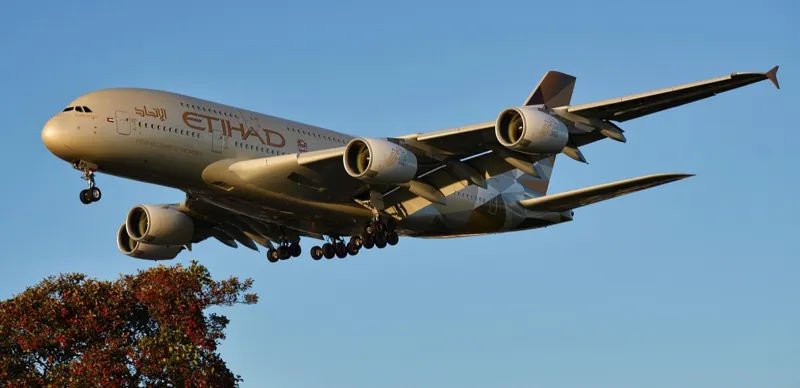 Самолет Etihad Airways 