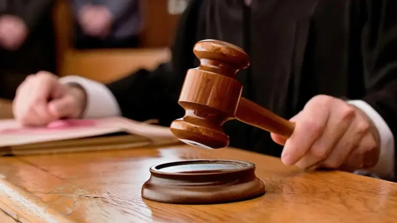 Молоток судьи