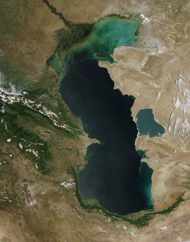 Каспий мелеет: уровень воды опустился до рекордно низкой отметки