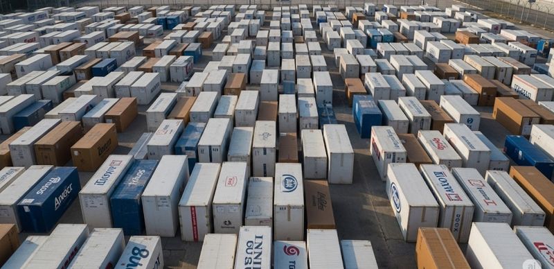 Компания, учреждённая сестрой Назарбаева, занималась контрабандой товаров из Китая: ущерб составил 10 млрд тенге