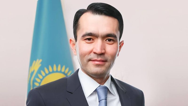 Вице-министру туризма Ержану Еркинбаеву объявили строгий выговор