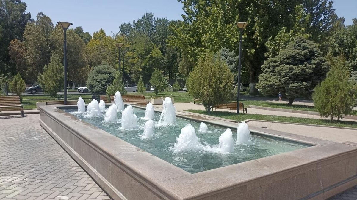 Фонтан в Шымкенте Фонтан в Шымкенте