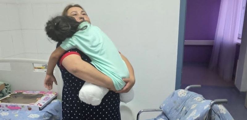 Девочка лишилась ног в ДТП в Астане: водитель автобуса амнистирован