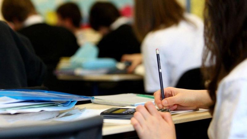 Стартовал приём документов на образовательные гранты от акимата Астаны