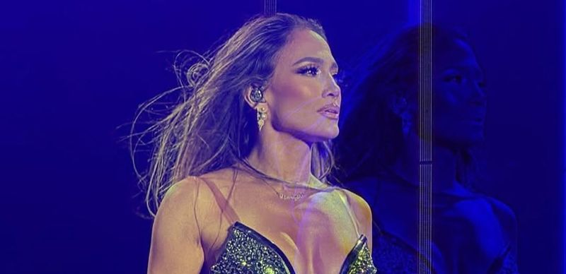 Не впустили на концерт Джей Ло и оставили детей без трансфера: прокуратура Алматы проверяет жалобы волонтёров