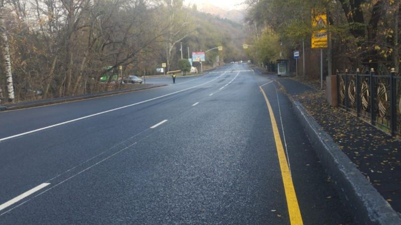 Велодорожки по дороге на Медео в Алматы не будет