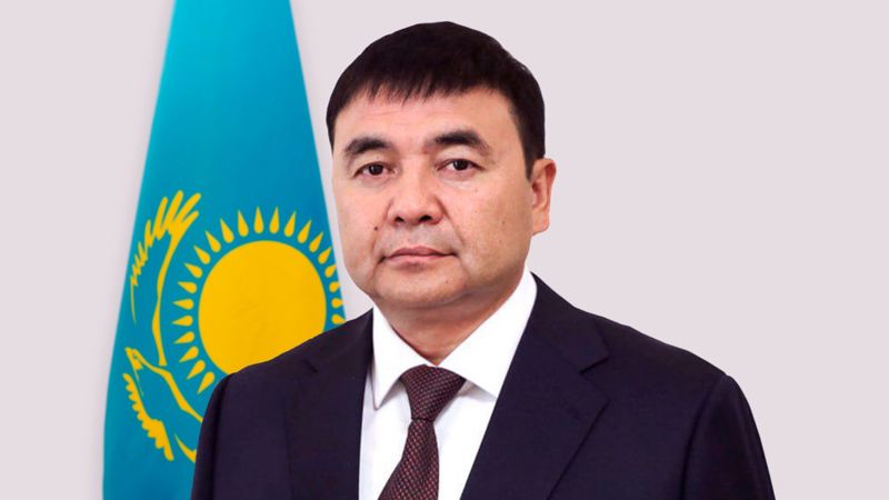 Депутат маслихата Астаны досрочно сложил полномочия: в июле он возглавил комитет культуры