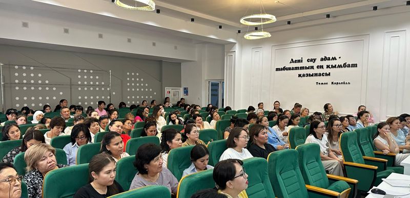 Вакцинация без ошибок: в Жамбылской области медиков учат новым стандартам иммунопрофилактики