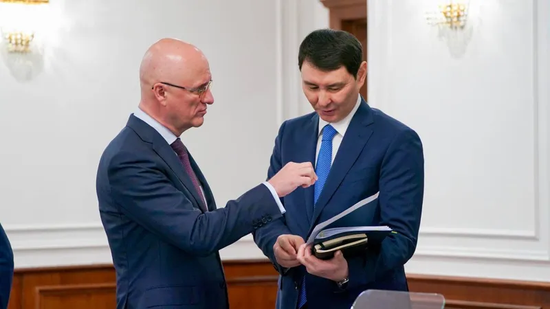 Роман Скляр и Ерулан Жамаубаев (ныне советник президента)