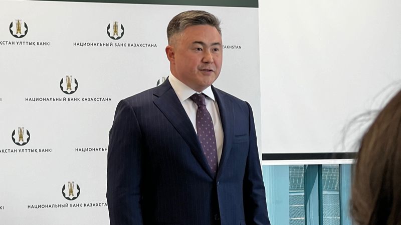 Тимур Сулейменов не стал критиковать минюст за формат "Открытых НПА"