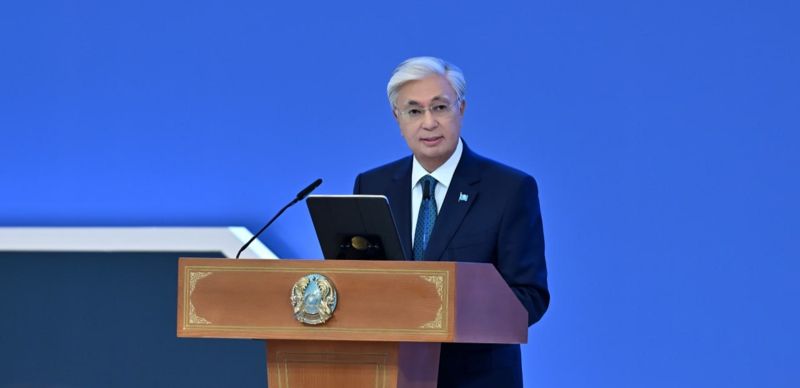Назарбаев, свободный интернет и референдум: что сказал президент Токаев на конференции к 30-летию Конституции
