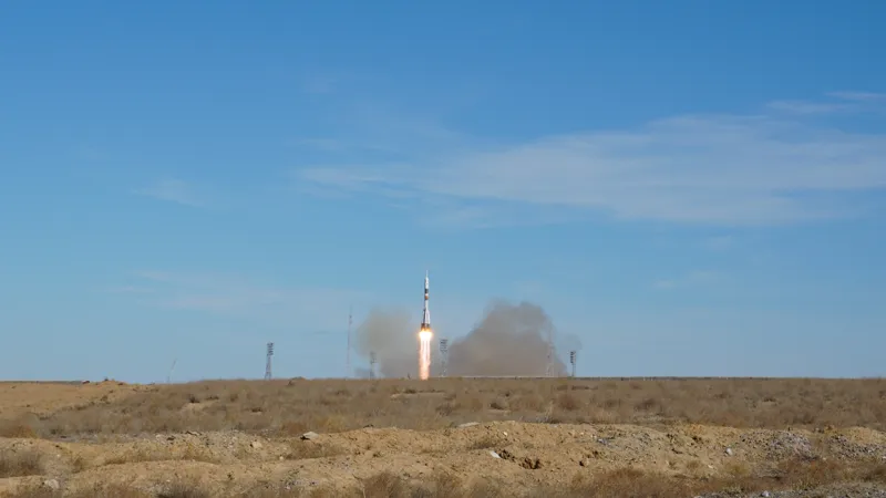Запуск ракеты на космодроме "Байконур"