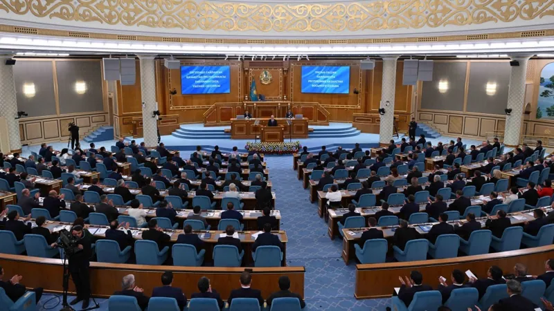 Зал совместных заседаний в мажилисе