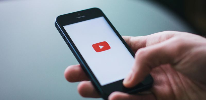 YouTube запустил автоматический дубляж видео на иностранных языках