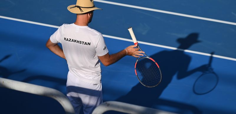 Казахстанский теннисист одержал победу на старте престижного турнира в США