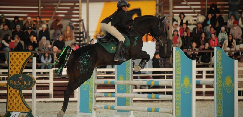 В Астане прошёл "Кубок Prestige": юные всадники блеснули в конкуре