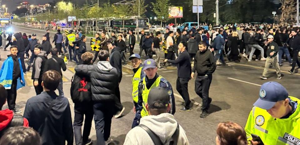 Пришедшие на матч