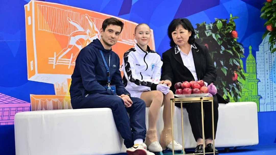 Артқы жағындағы үйдегі секс Www онлайн секс су асты ру