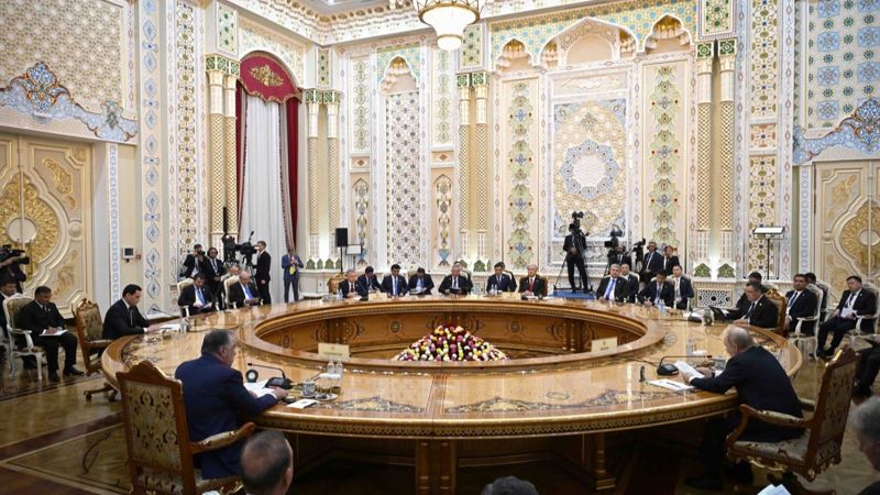 Токаев уверен, что  молодые казахстанцы способны говорить на трёх-четырёх языках