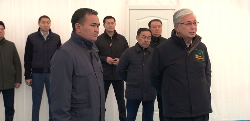 Токаев поручил ускорить строительство завода по переработке твёрдых бытовых отходов