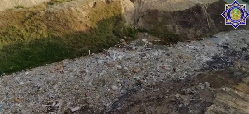 Акима привлекли к административной ответственности за загрязнение реки в Алматинской области