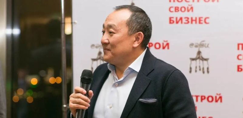 Вячеслав Ким купил компанию Галимжана Есенова, которая владеет долей в Kcell