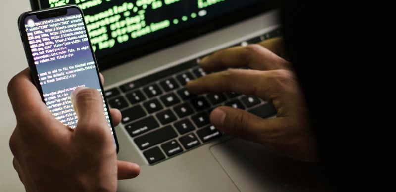 Журналисты раскрыли тайную империю цифровой слежки First Wap