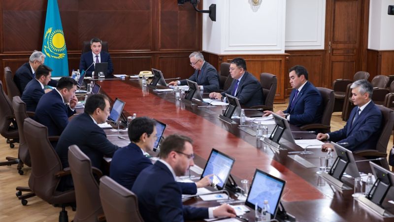 Акимов обязали помогать операторам устанавливать базовые станции