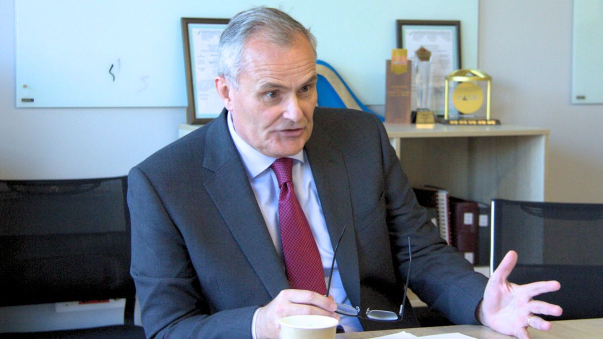 Президент АО 