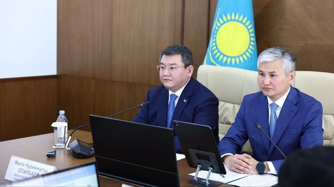 Қазақстан президентінің кеңесшісі Мәлік Отарбаевтың қатысуымен кеңес