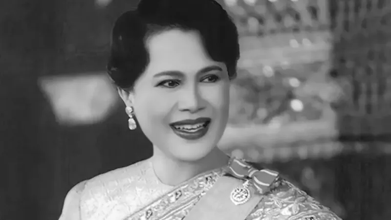 Мать короля Таиланда