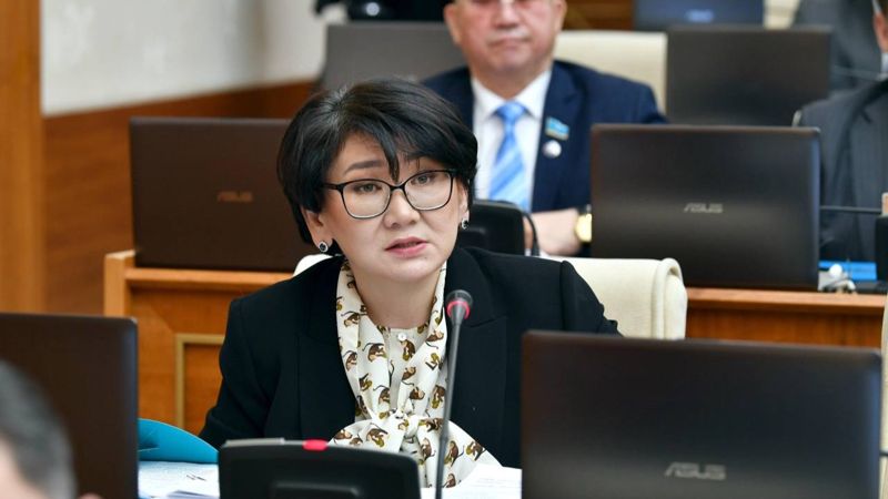 Учитель и просто интеллигентная женщина: алматинцы не узнали главу Отбасы банка Ибрагимову