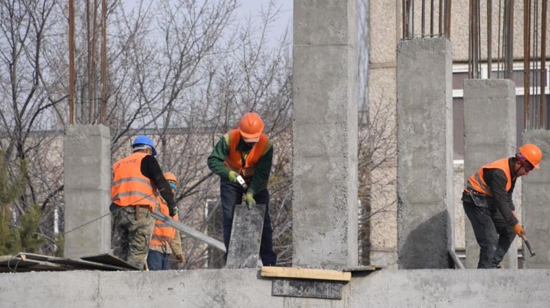 Жёсткие меры: в Алматы продолжают лишать лицензий недобросовестных подрядчиков