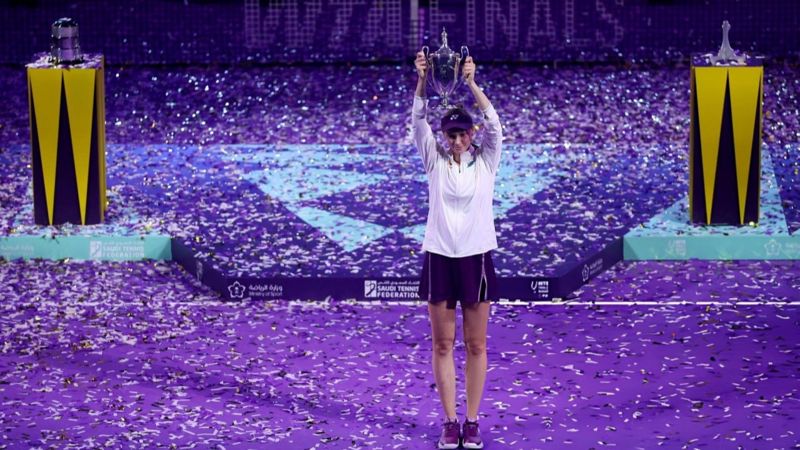 Елена Рыбакина выиграла итоговый турнир WTA и вошла в историю мирового тенниса