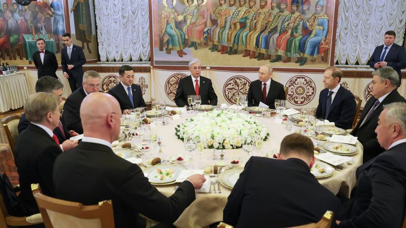 Токаев назвал Россию "Богом данным соседом"