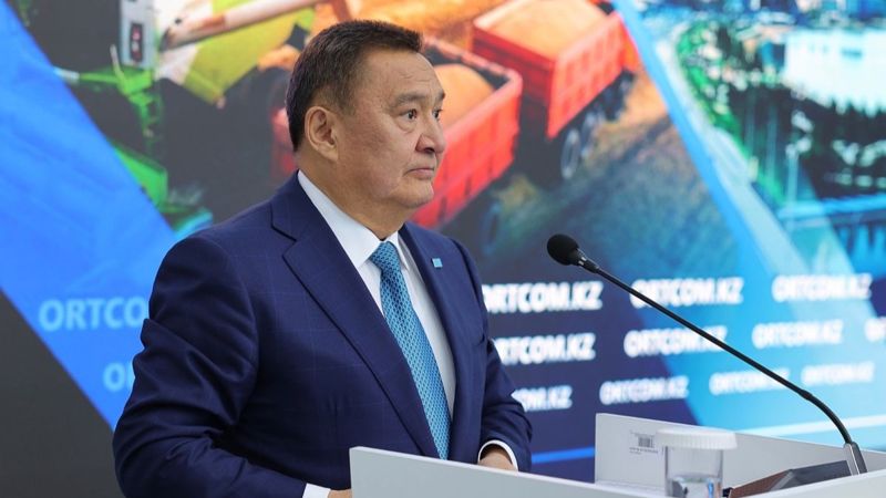 "Опять голословно": Аким Акмолинской области занервничал из-за вопроса о туалетах по трассе Астана – Бурабай