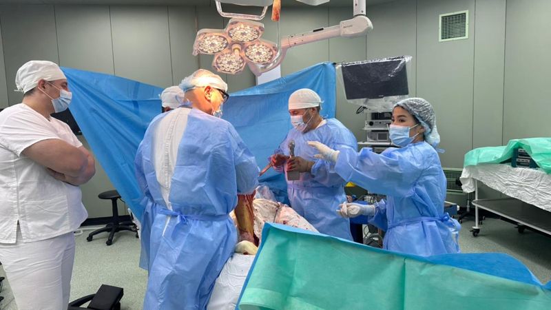 Ұлытауда ірі буындарды протездеу бойынша шеберлік сабағы өтті