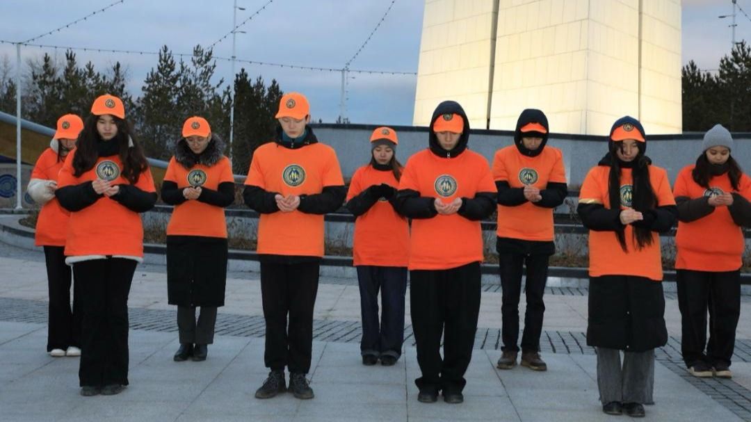 Оранжевый челлендж тишины 