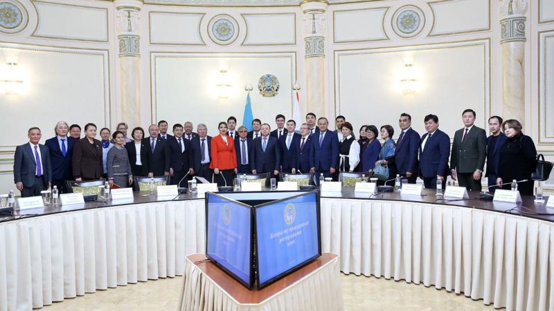 В Алматы обсудили развитие образования и науки на встрече заместителя акима с ректорами вузов