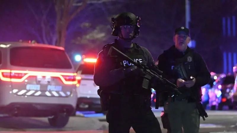 Двое студентов погибли в результате стрельбы в Брауновском университете США