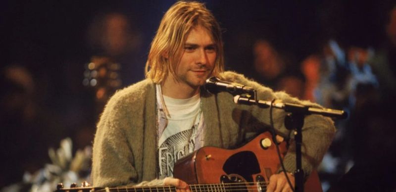 Последняя гитара Курта Кобейна отправится в мировое турне после 20 лет в тени