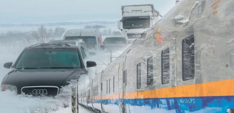 Водители требуют открыть трассу Астана – Щучинск, несмотря на буран