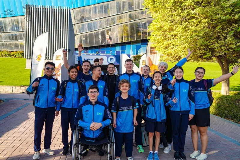 Команда Казахстана на AYPG 2025 в Дубае