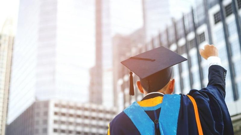 В Казахстане сократят финансирование научных грантов