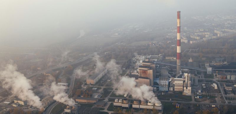 Синоптики предупредили о загрязнении воздуха в двух городах Казахстана