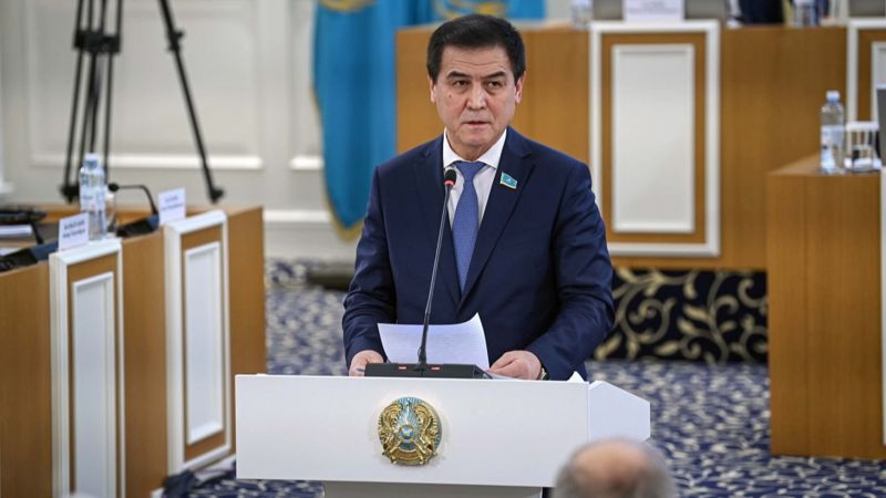 Курултай сможет выражать недоверие правительству и увольнять министров